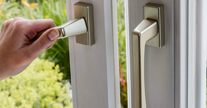 Sicherheitsbeschlag und Türbeschlag - SMARTKEY
